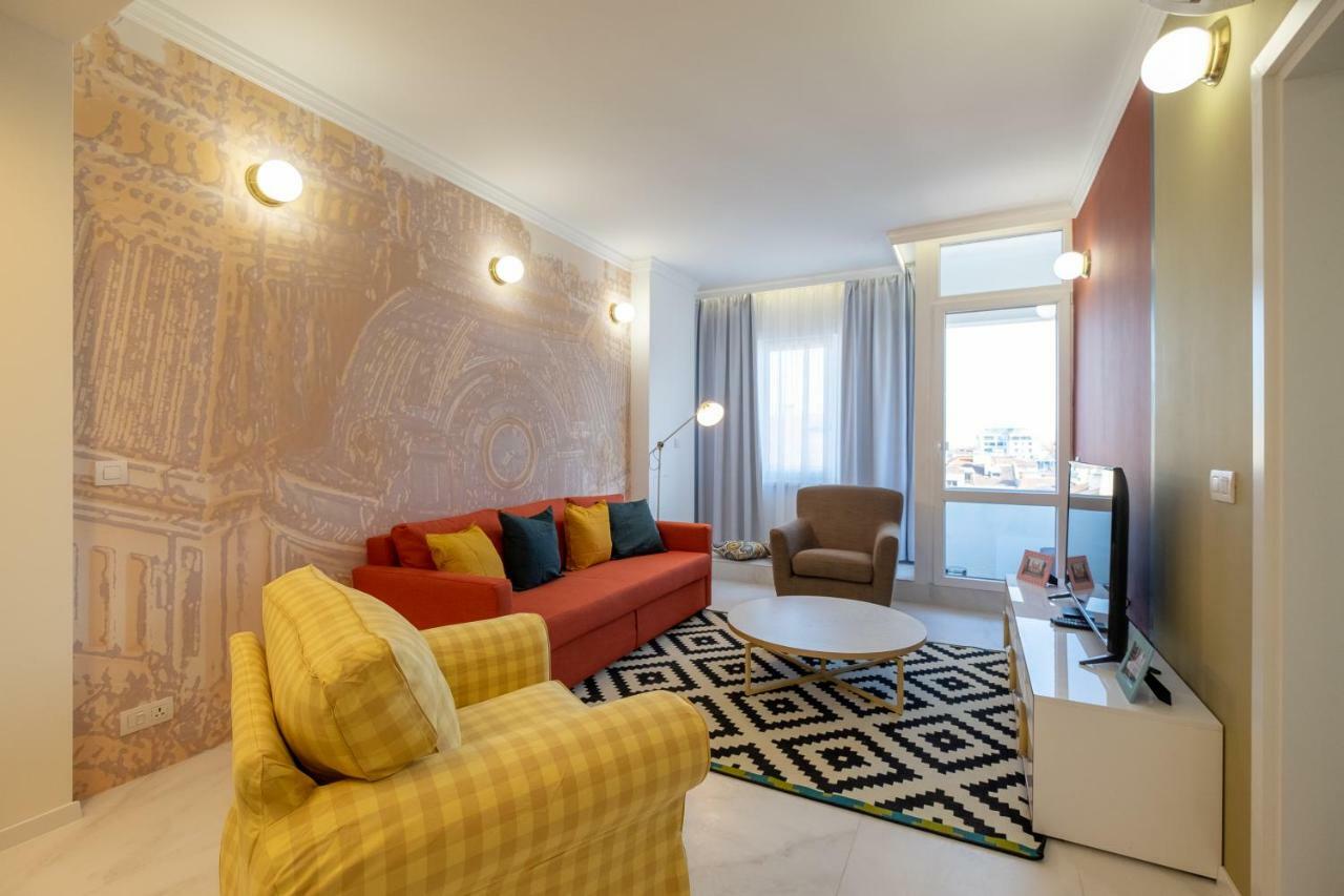 Vitosha Blvd 3-Bedroom, 2-Bathroom Lux Suite โซเฟีย ภายนอก รูปภาพ