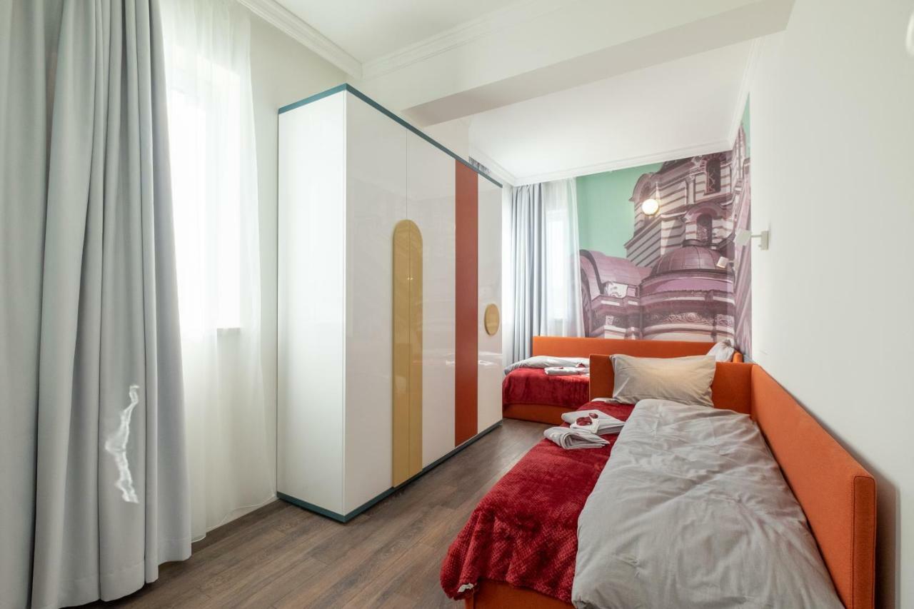 Vitosha Blvd 3-Bedroom, 2-Bathroom Lux Suite โซเฟีย ภายนอก รูปภาพ