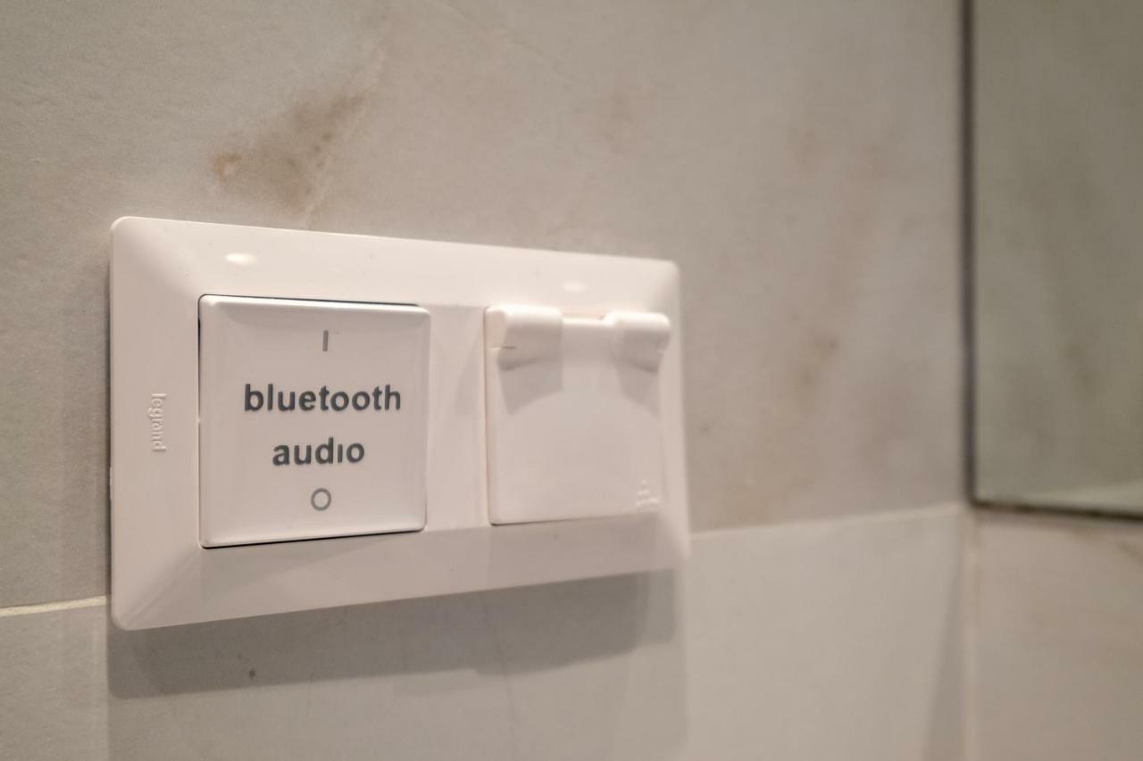 Vitosha Blvd 3-Bedroom, 2-Bathroom Lux Suite โซเฟีย ภายนอก รูปภาพ